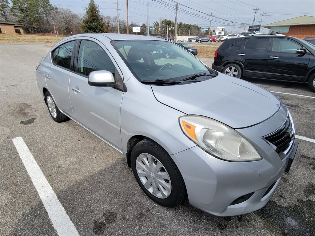 2014 Nissan Versa Sedan SV