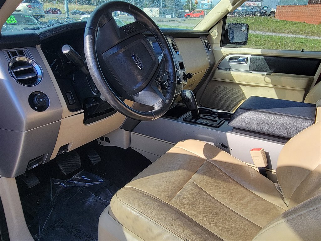 2015 Ford Expedition XLT - Photo 7