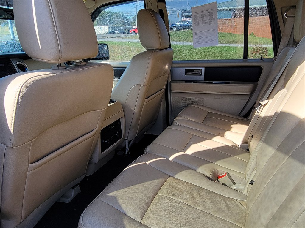 2015 Ford Expedition XLT - Photo 9