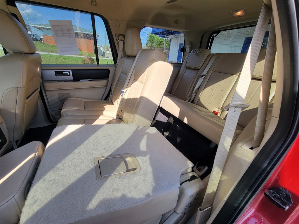 2015 Ford Expedition XLT - Photo 10